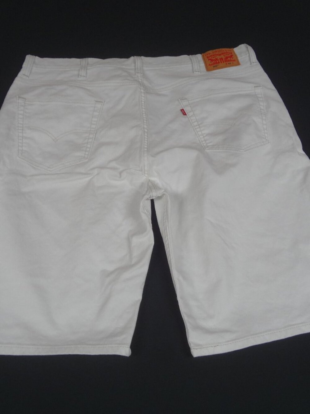 LEVIS 569 LOOSE STRAIGHT WHITE DENIM JEAN SHORTS JORTS MENS W42 M14
